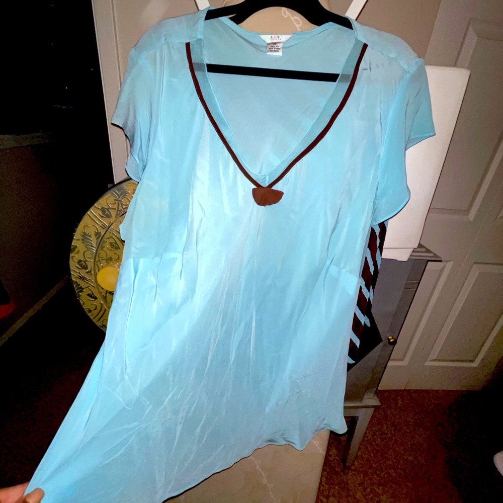 Beautiful silk skirt set. Sky blue and chocolate brown. Size 2x. Elastic waist.